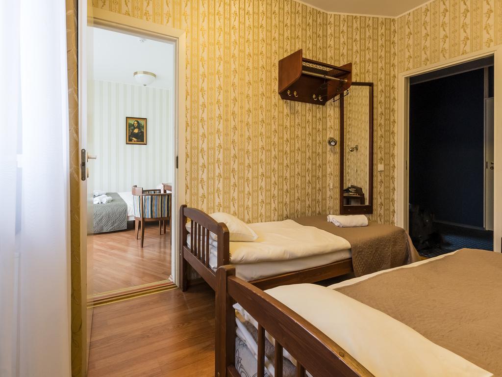 Humala Guest House Tallinn Ngoại thất bức ảnh